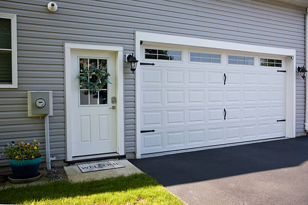 24/7 Emergency Garage Door Installation experts in Jackson County County, MS
